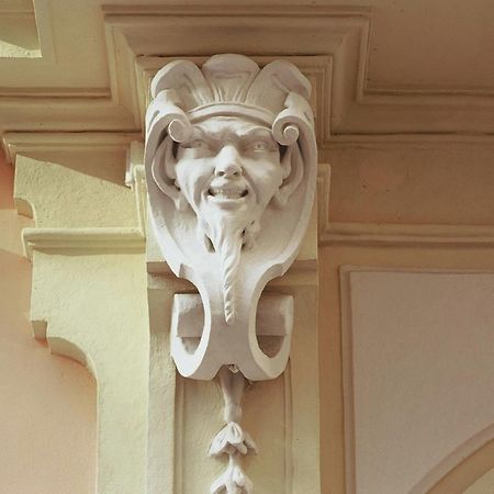 ชลอสส์โฮเต็ล โรมิเชอร์ ไคเซอร์ Hotel เวียนนา ภายนอก รูปภาพ